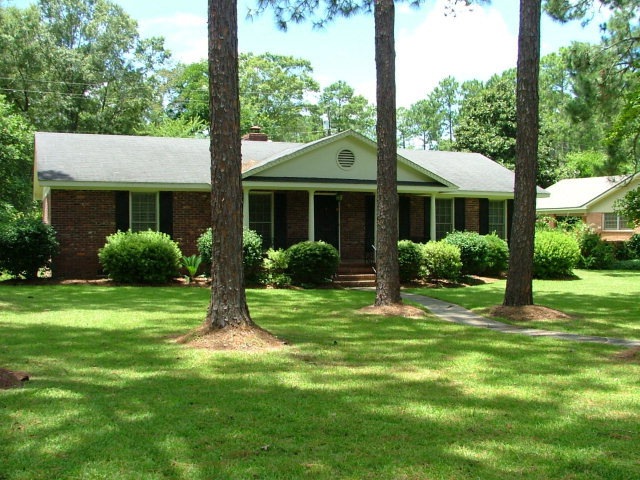 1909 Robinhood Rd, Albany, GA 31707 - photo 1
