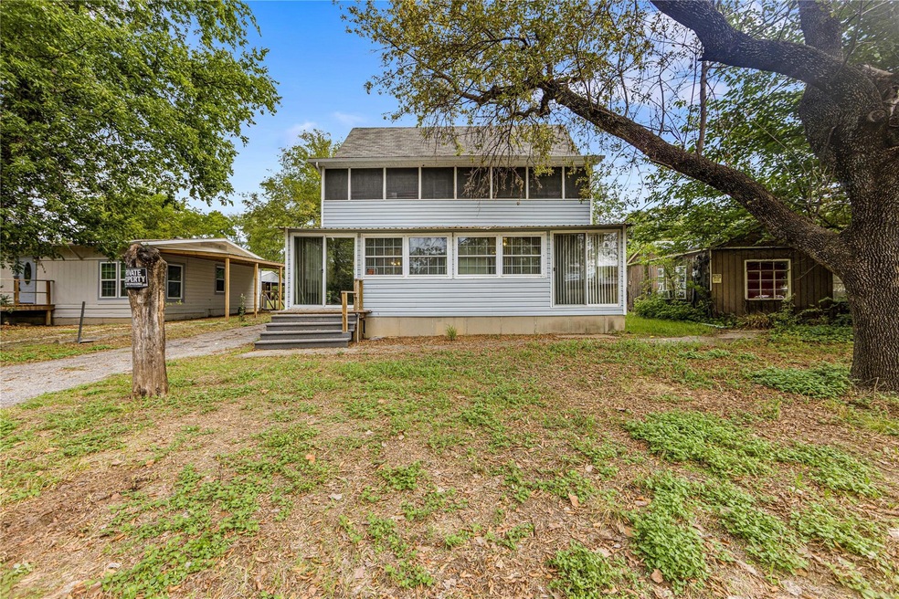 6868 Briar Rd, Azle, TX 76020 - photo 1