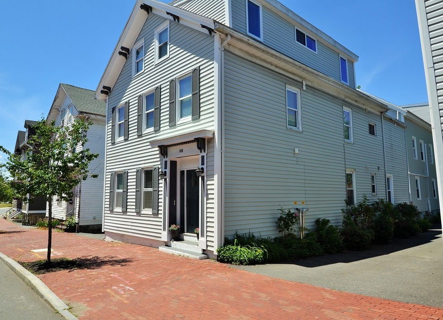 160 Bridge St unit 1, Salem, MA 01970 - photo 1