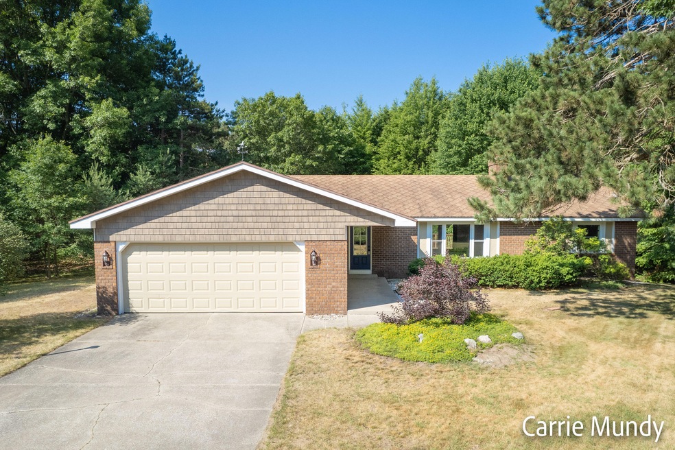 4751 Butternut Ave, Holland, mi-1
