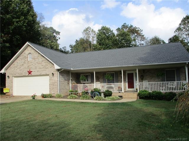 1635 sq ft Brick/Vinyl updated house in Conover. N