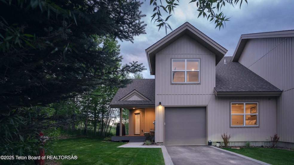 01 exterior 2