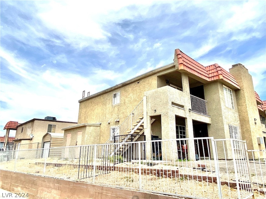 6920 Dunsbach Way, Las Vegas, NV 89156 - photo 1