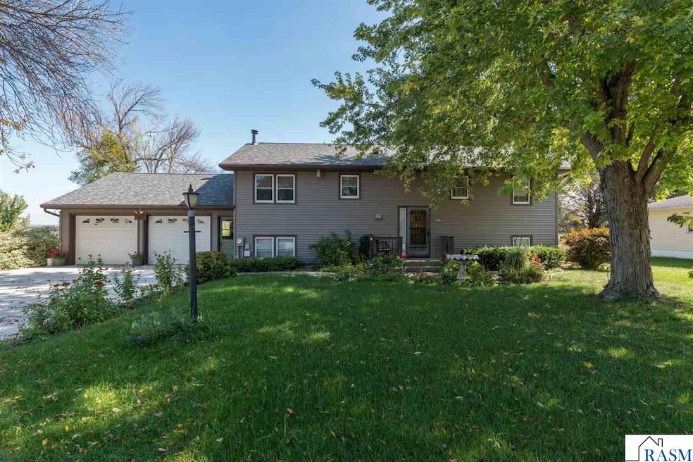 507 6th Ave NE, Mapleton, MN 56065 - photo 1