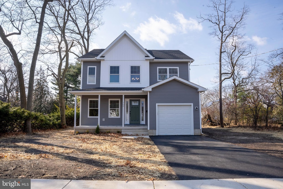 702 Delaware Ave, Riverside, NJ 08075 - photo 1