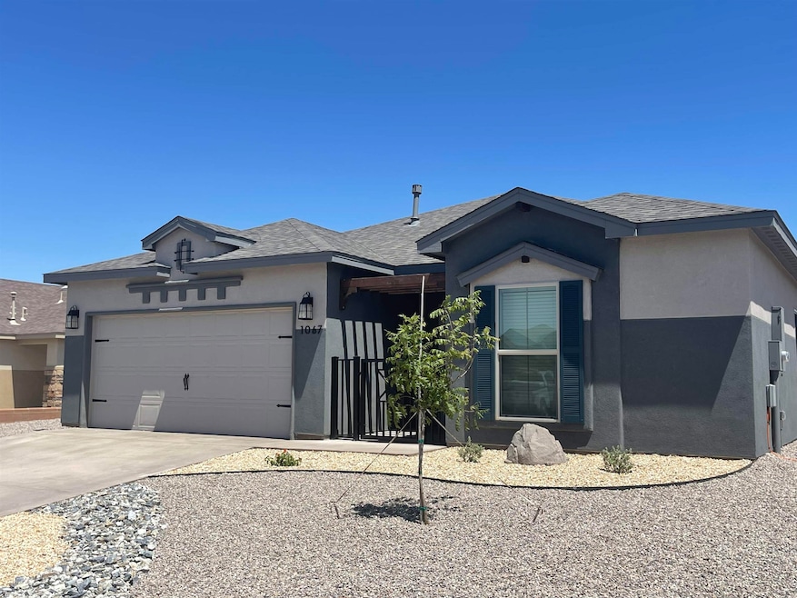 1067 El Nido Dr, Alamogordo, NM 88310 - photo 1