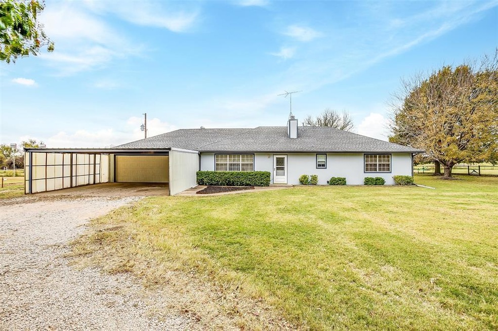 301 County Road 4795, Boyd, TX 76023 - photo 1