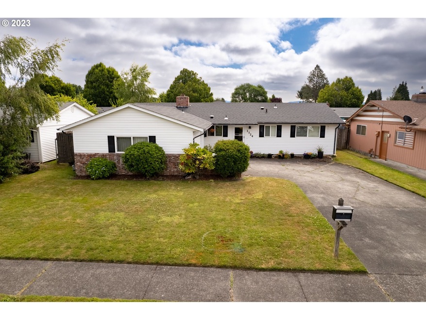1724 33rd Ave, Longview, WA 98632 - photo 1