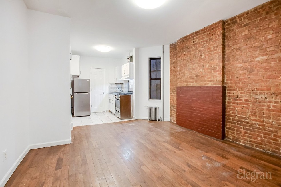 331 W 38th St unit 11, New York, NY 10018 - photo 1