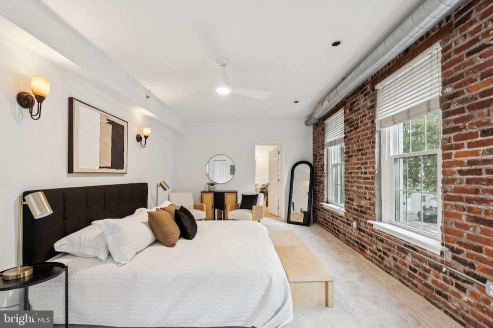 1246 54 E Montgomery Ave unit 5, Philadelphia, PA 19125 - photo 1