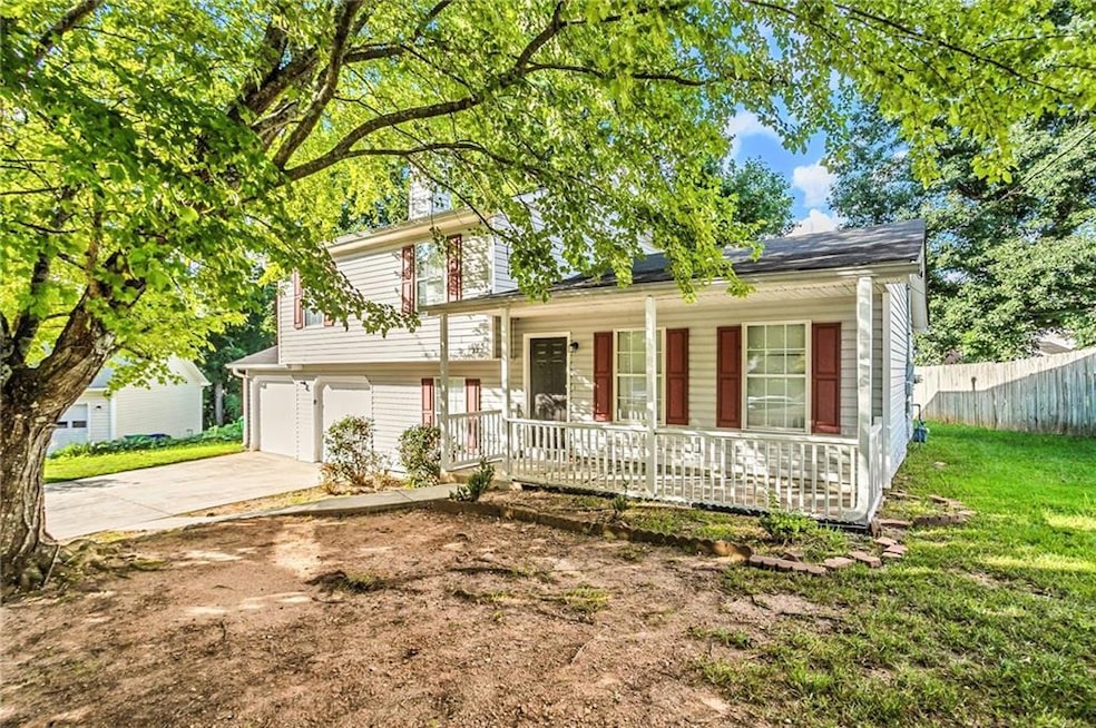 2123 Lown Farm Ln, Lithonia, GA 30058 - photo 1