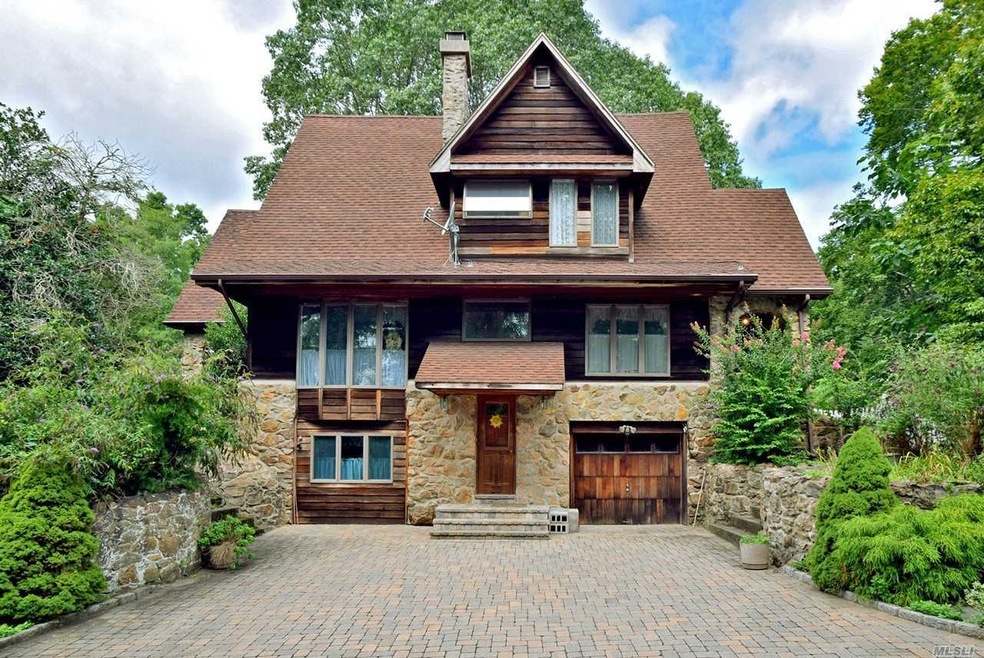 27 Locust St, Wading River, NY 11792 - photo 1