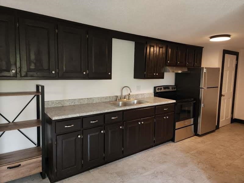 46 Maple St unit 5, Littleton, NH 03561 - photo 1