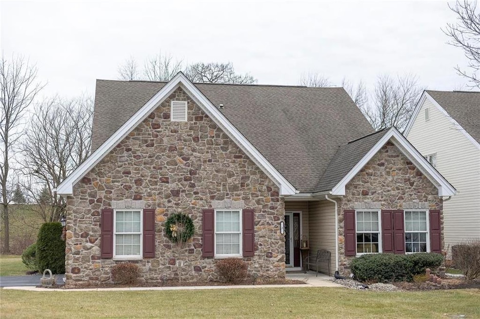 2 Kelso Ridge, Easton, PA 18045 - photo 1