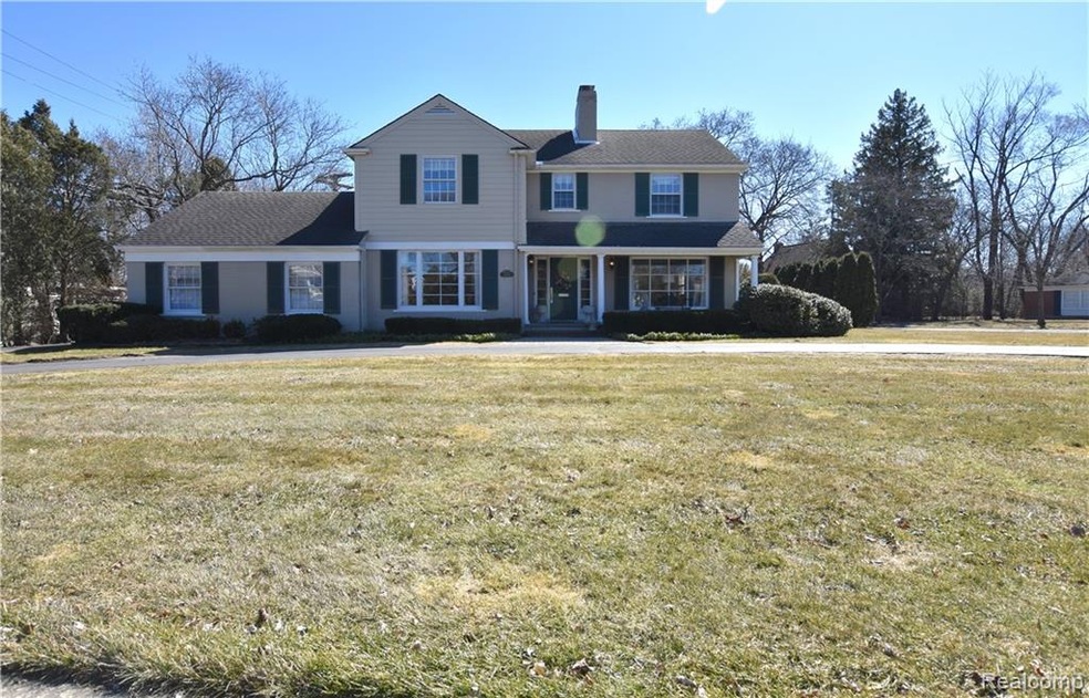 Exterior. 320 Cranbrook Cross