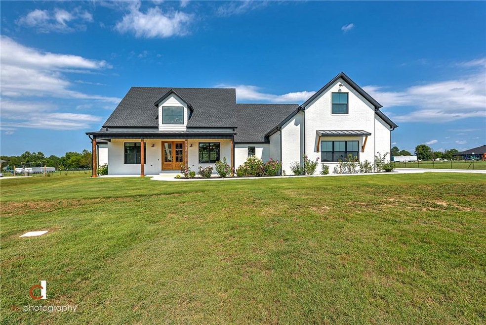 18920 Harmon Rd, Fayetteville, AR 72704 - photo 1