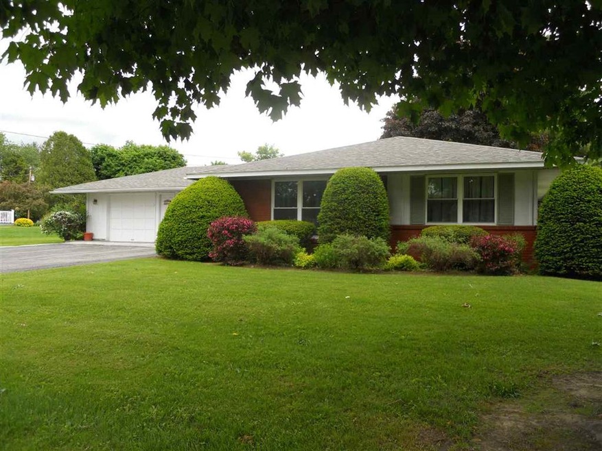 62 Meadow Brook Rd, Rutland, VT 05701 - photo 1