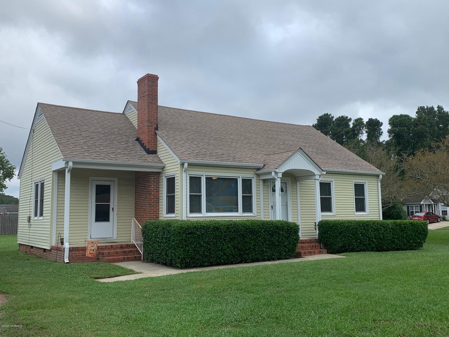 379 Main St, Winterville, NC 28590 - photo 1