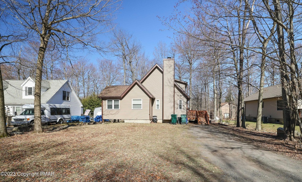 4628 Burnside Dr, Tobyhanna, PA 18466 - photo 1