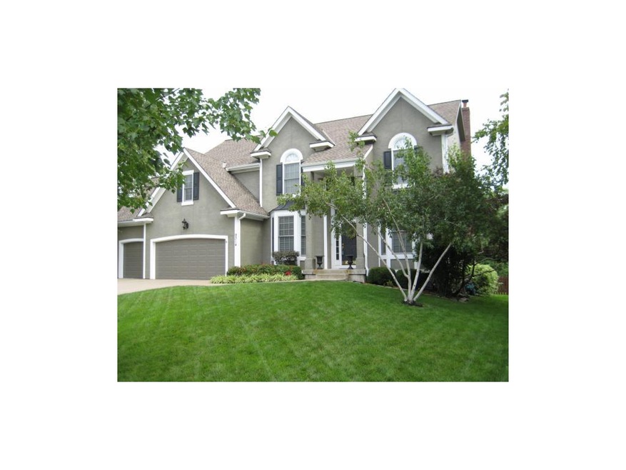 Welcome Home! Spacious 2 Story on cul de sac!