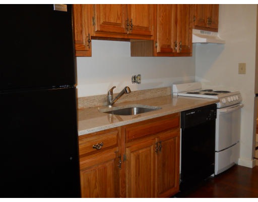 194 Salem St, Boston, MA 02113 - photo 1