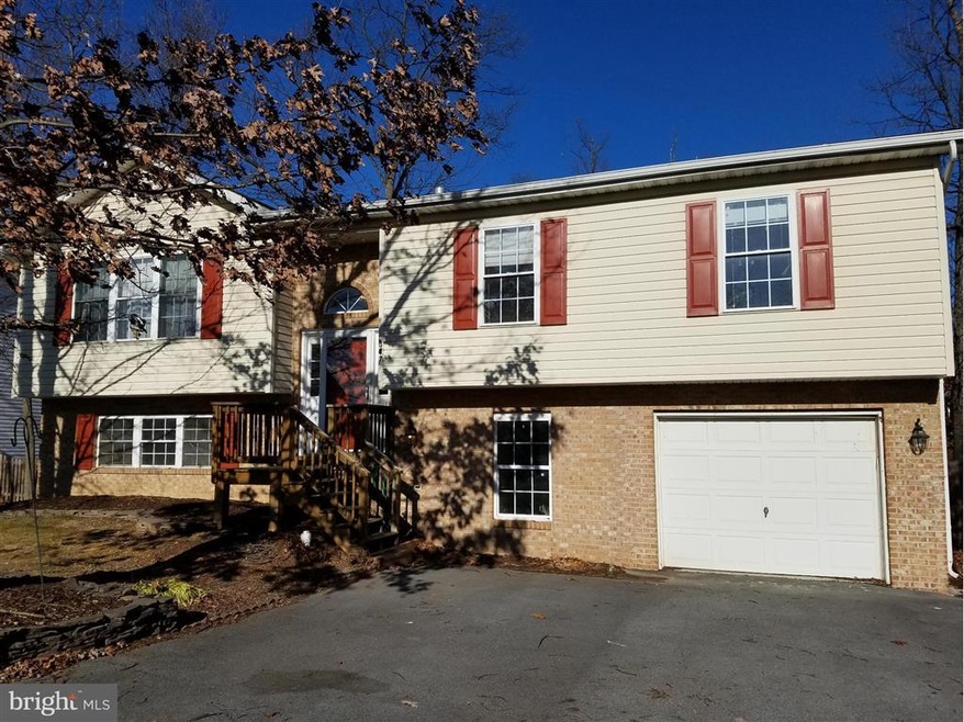 347 Montgomery Cir, Stephens City, VA 22655 - photo 1