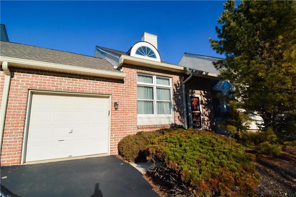 289 Ridings Cir, Macungie, PA 18062 - photo 1