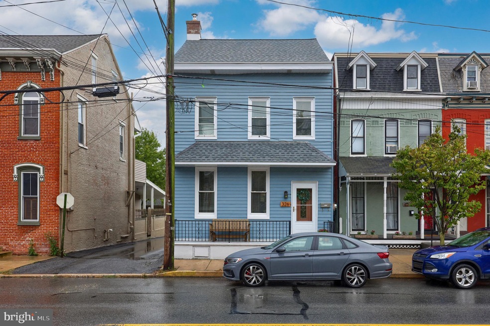 326 N 3rd St, Columbia, PA 17512 - photo 1