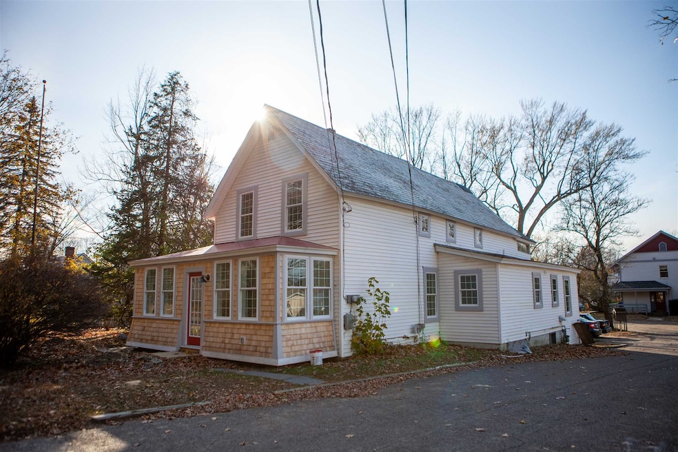 282 Ethan Allen Pkwy unit 1, Burlington, VT 05408 - photo 1