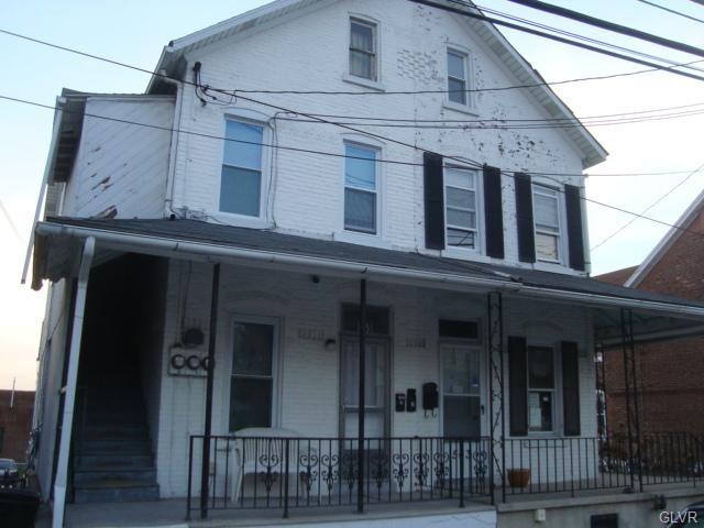 563 Broad St, Emmaus, PA 18049 - photo 1