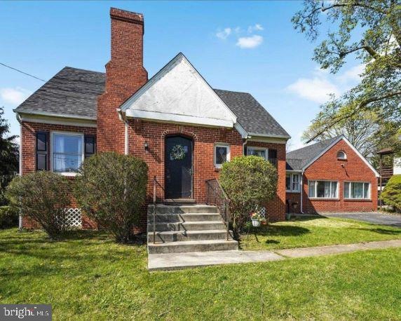 415 W Cypress St, Kennett Square, PA 19348 - photo 1