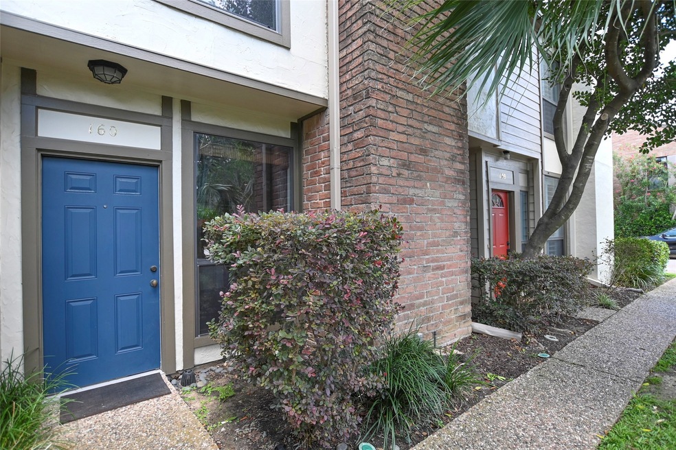 1201 Mcduffie St unit 160, Houston, TX 77019 - photo 1