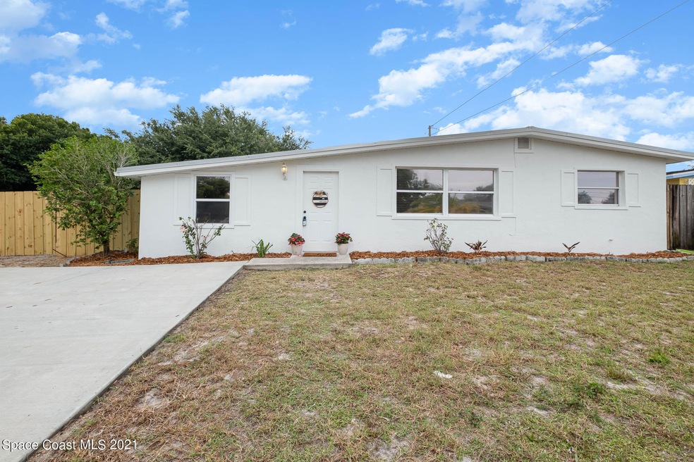 2476 Sadler Ln, Melbourne, FL 32935 - photo 1