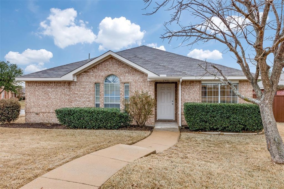 2901 Lakefield Dr, Wylie, TX 75098 - photo 1