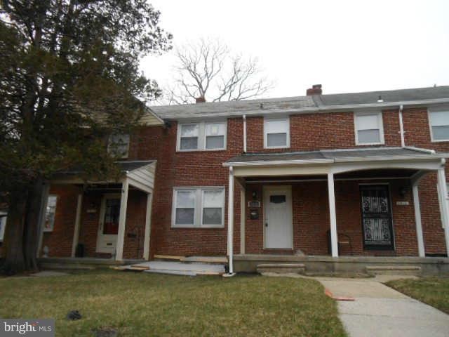 1313 Crofton Rd, Baltimore, MD 21239 - photo 1