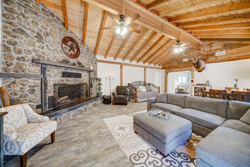 3764 n mohawk st-20