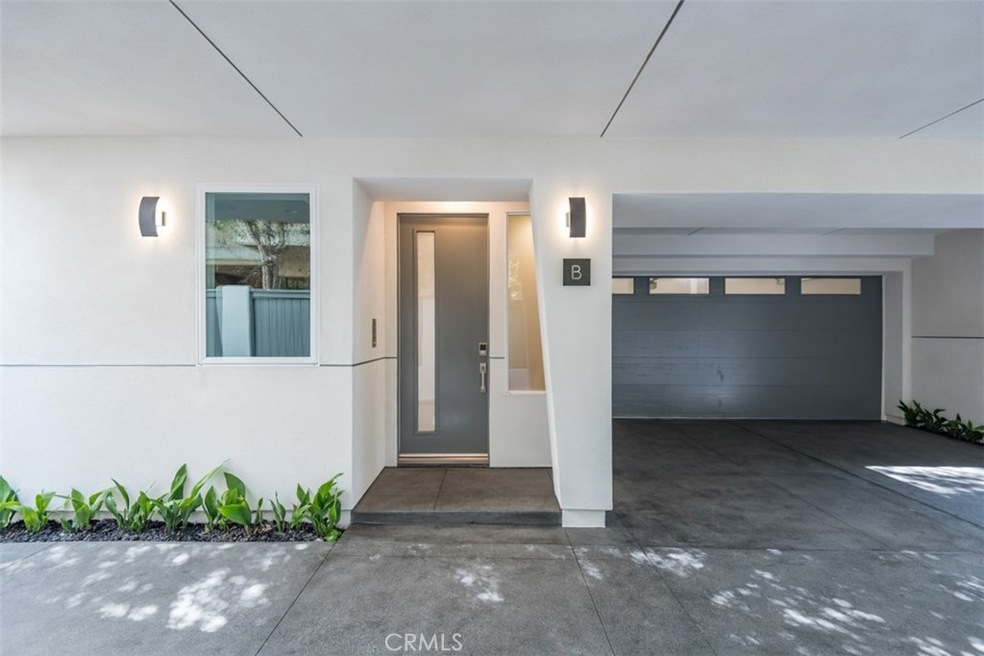 2415 Rockefeller Ln unit B, Redondo Beach, CA 90278 - photo 1