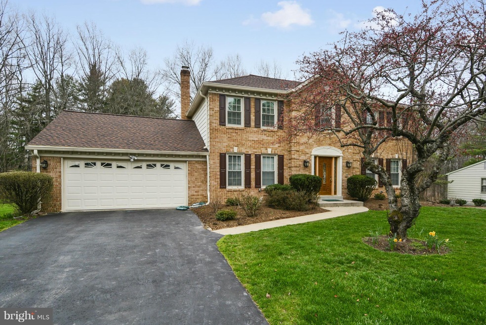 30 Stonegate Dr, Silver Spring, MD 20905 - photo 1