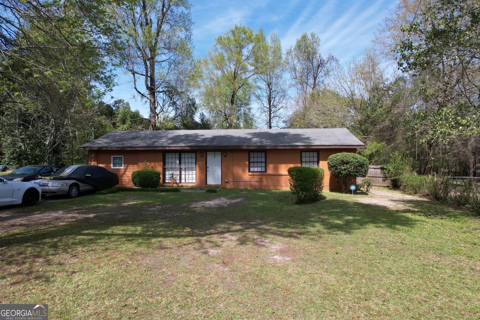 3741 Lindsey Dr, Macon, GA 31206 - photo 1