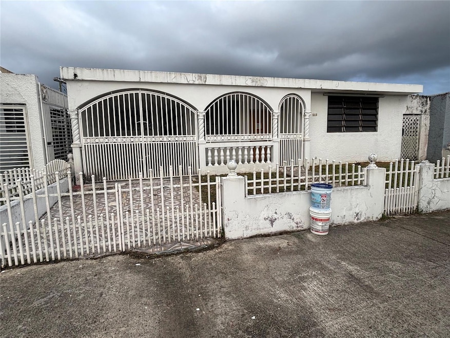 23 Calle, Bayamón, PR 00959 - photo 1