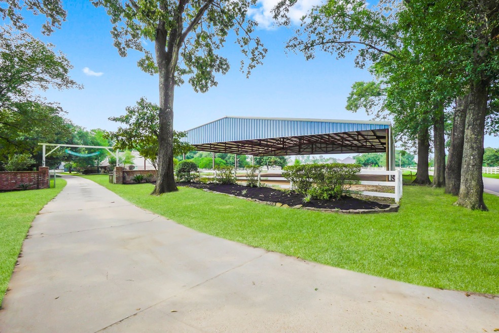 25229 Hufsmith Cemetery Rd, Tomball, TX 77375 - photo 1