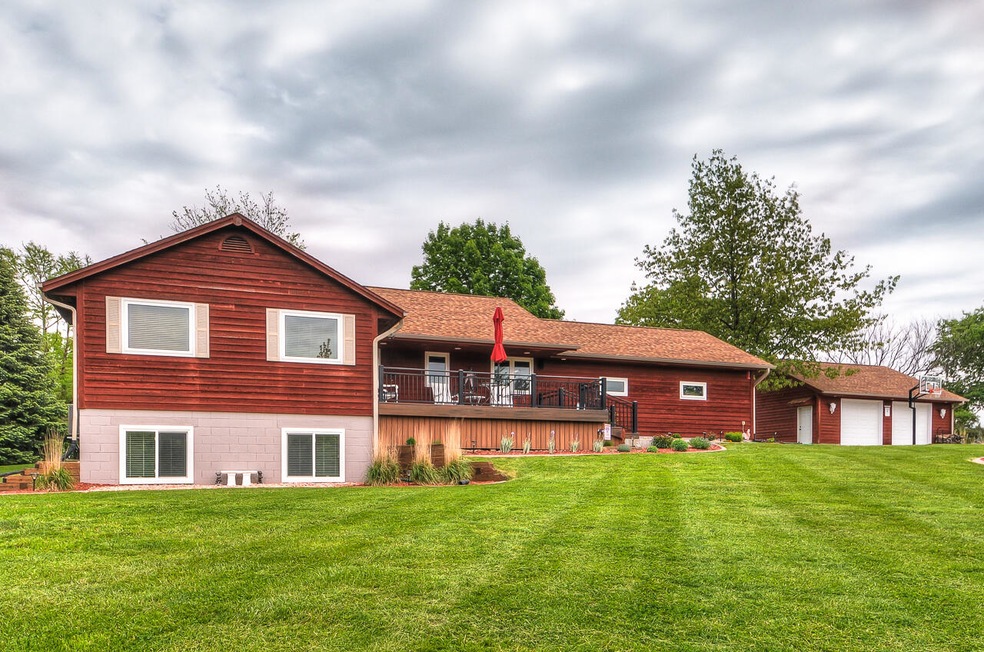 mls 1889 Rolling Hills Loop 01