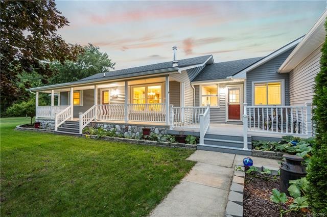 3131 Centennial