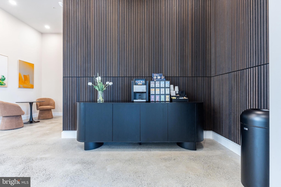 1130 N Delaware Ave unit 206, Philadelphia, PA 19125 - photo 1