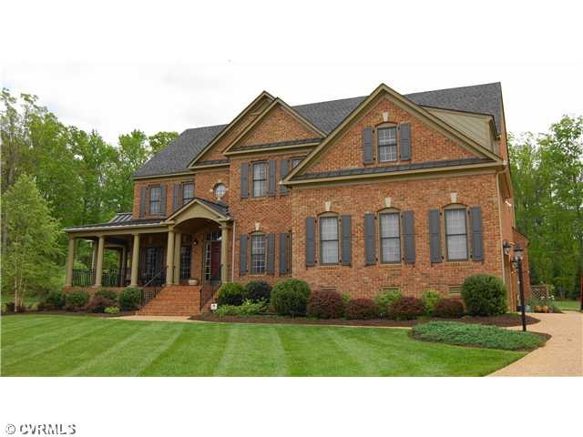Exterior Front - 16007 Pine Vale Place Midlothian,