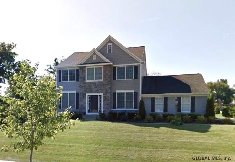 33 Candlewood Dr, Ballston Lake, NY 12019 - photo 1