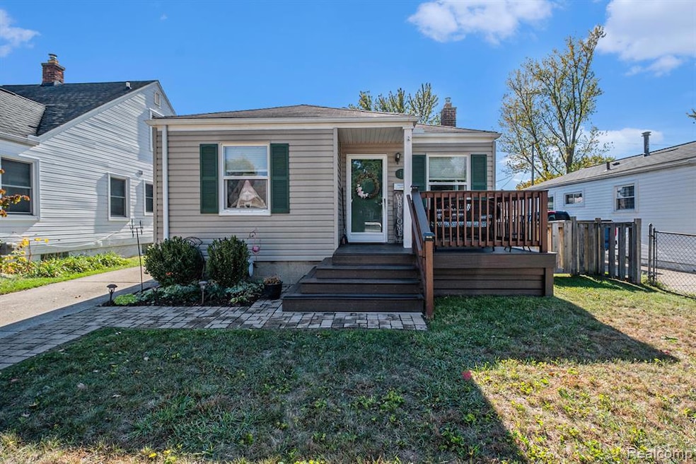 1197 Columbia Rd, Berkley, MI 48072 - photo 1