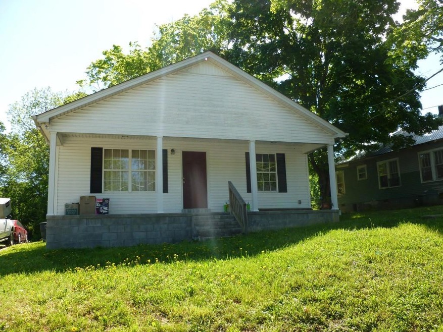 603 S Spring St, Manchester, TN 37355 - photo 1