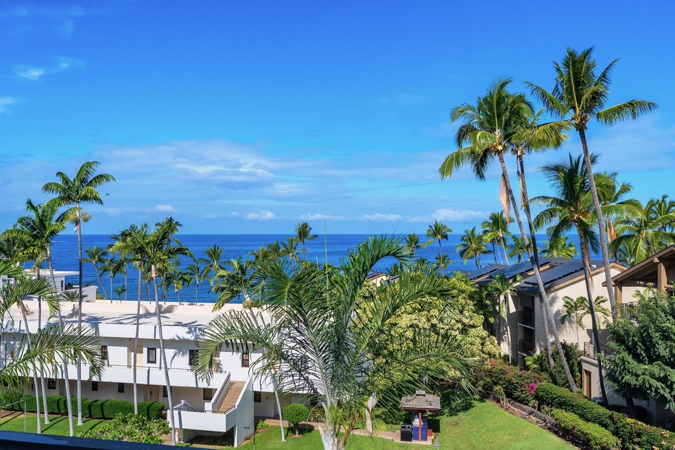 For Sale $930,000
