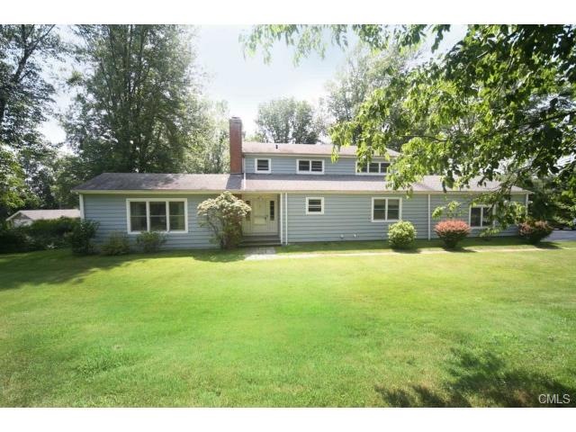 11 Thornridge Dr, Stamford, CT 06903 - photo 1
